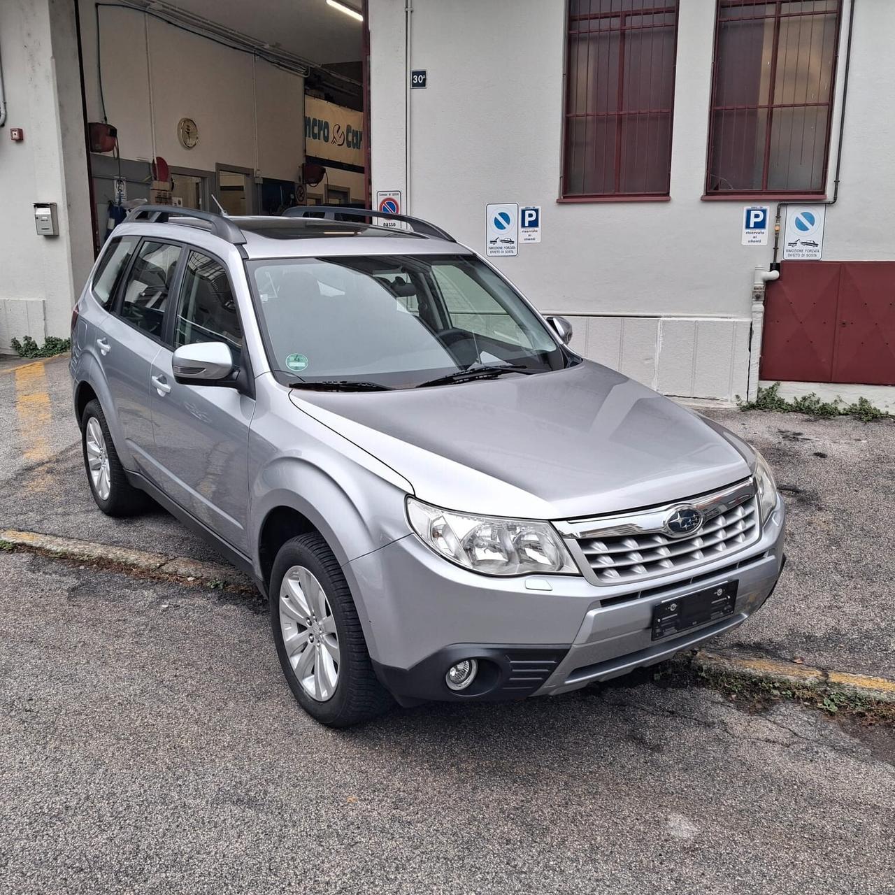 Subaru Forester 2.0 Comfort MT