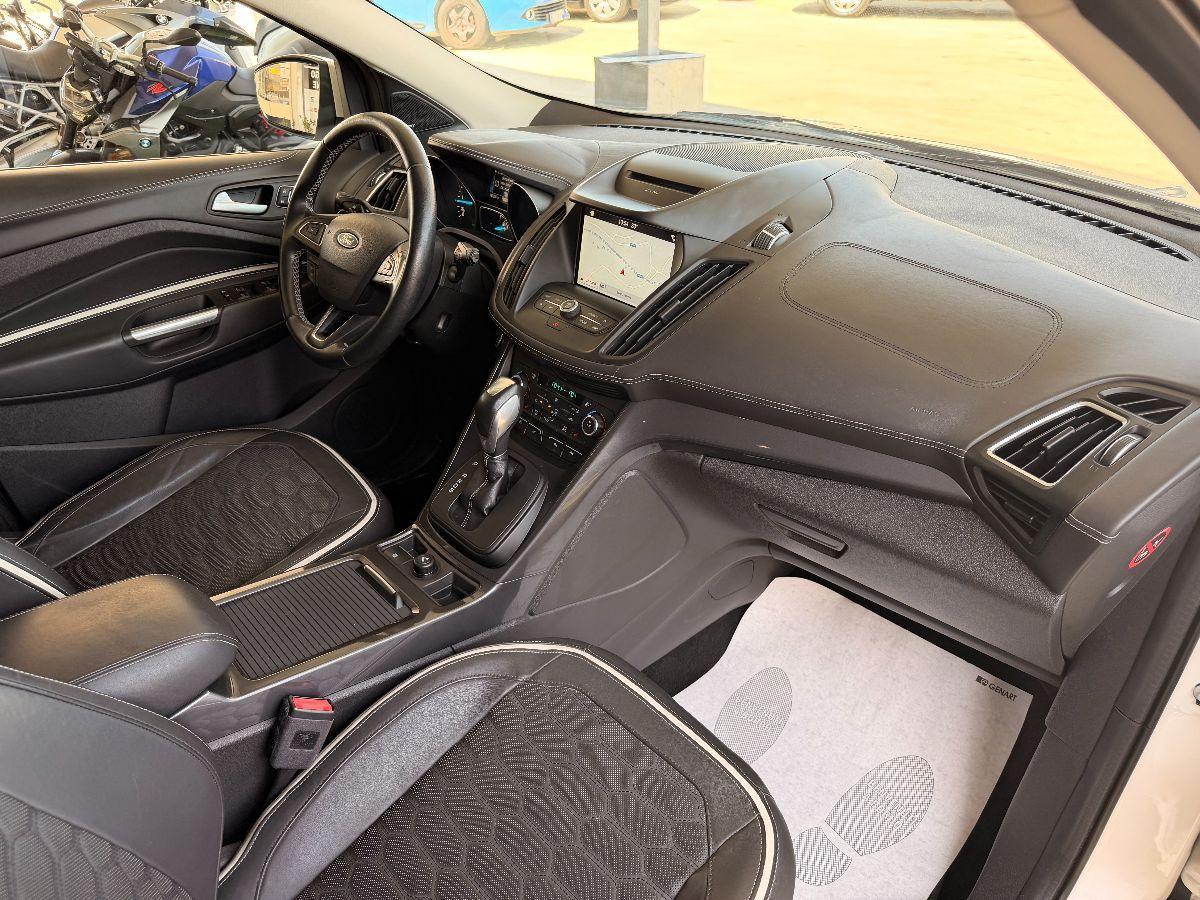 FORD - Kuga 2.0 tdci Vignale s&s awd 150cv powershift SPETTACOLARE