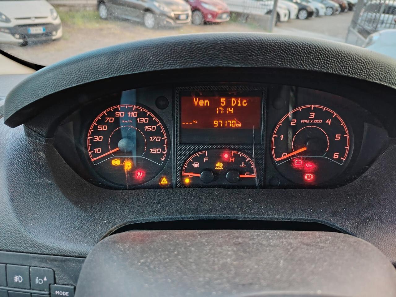 Peugeot Boxer 2.0 BlueHDi 330 L2H2 Pro 130