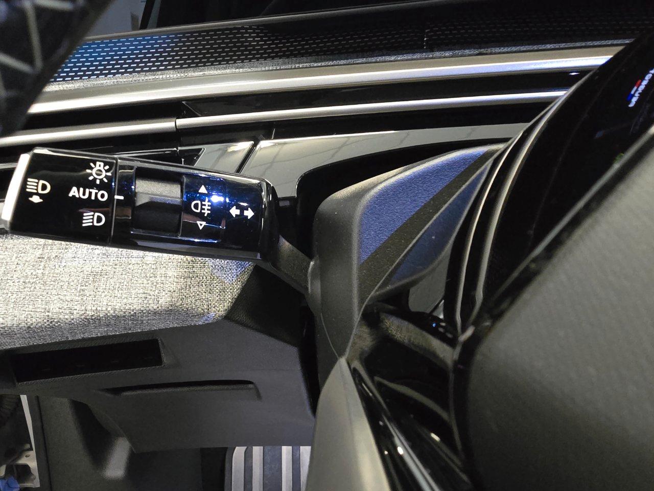 Peugeot 3008 3008 1.2 hybrid GT 145cv e-dcs6