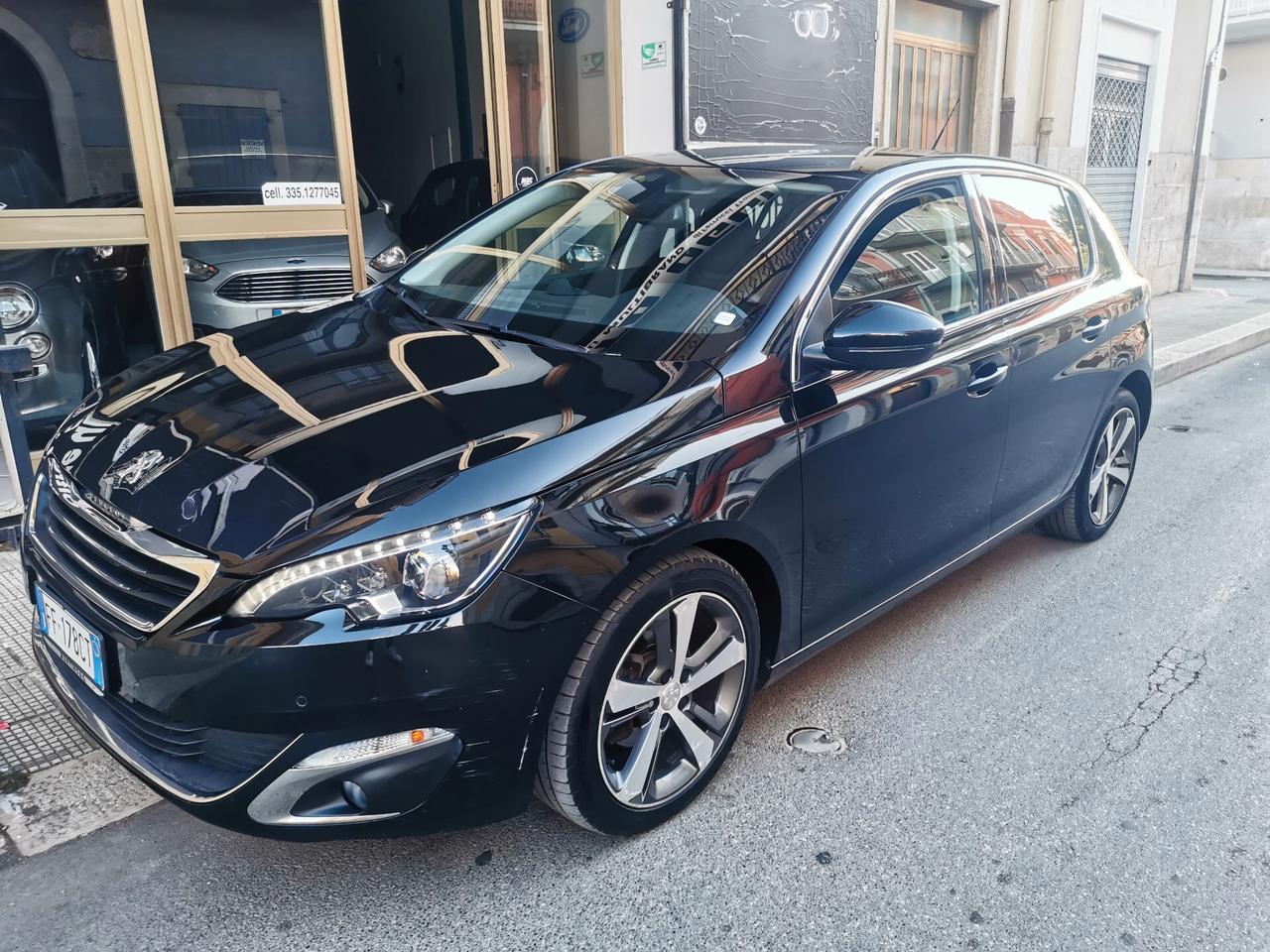 Peugeot 308 1600 BlueHDi 120 CV BERLINA ALLURE