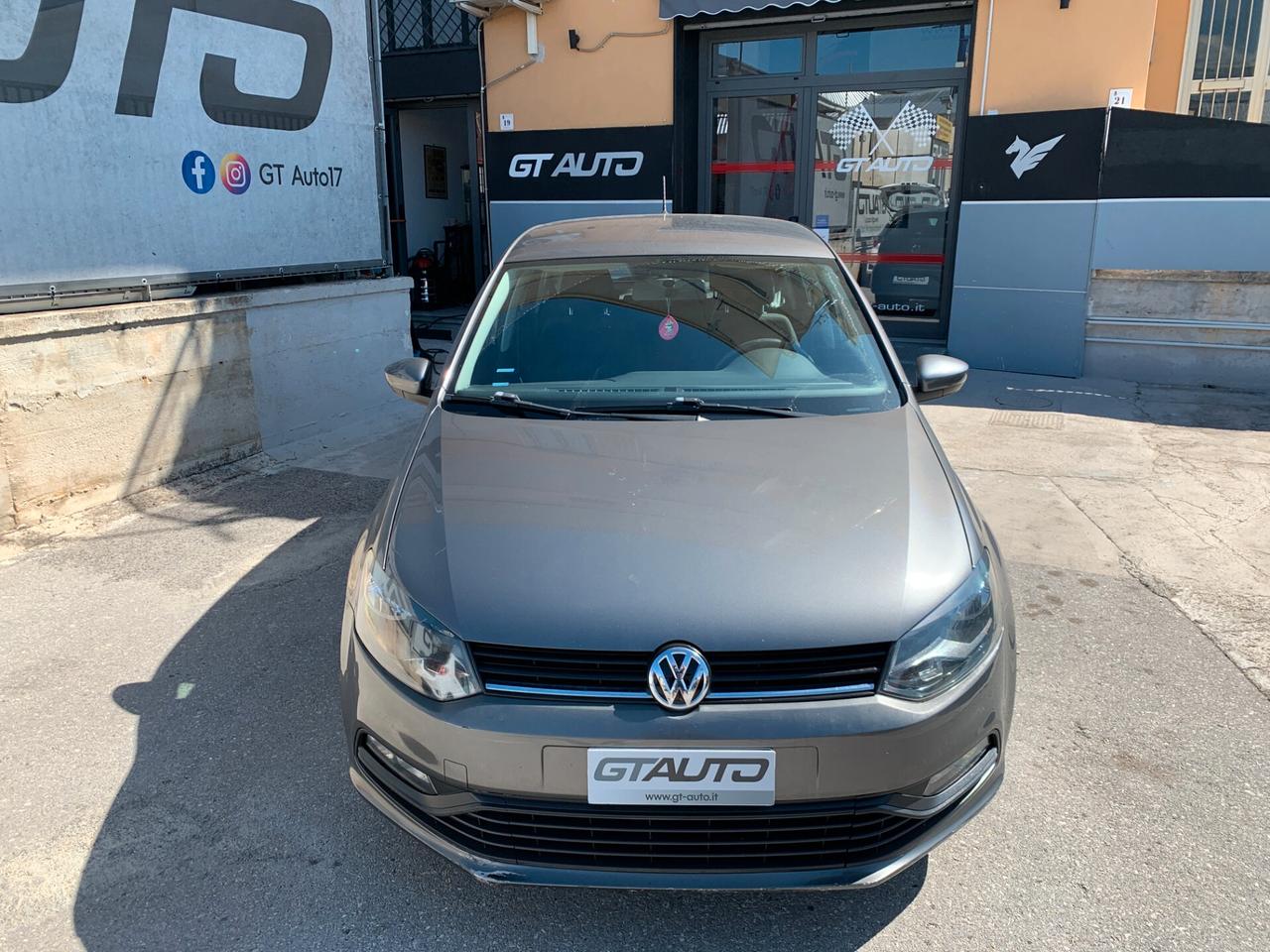 Volkswagen Polo 1.0 60Cv 5P. 2016