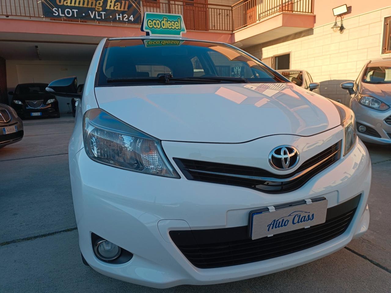 Toyota Yaris 1.4 D-4D 5 porte Active M-MT