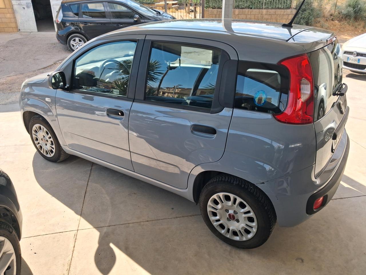 Fiat Panda 1.2 Lounge unico proprietario 43000km