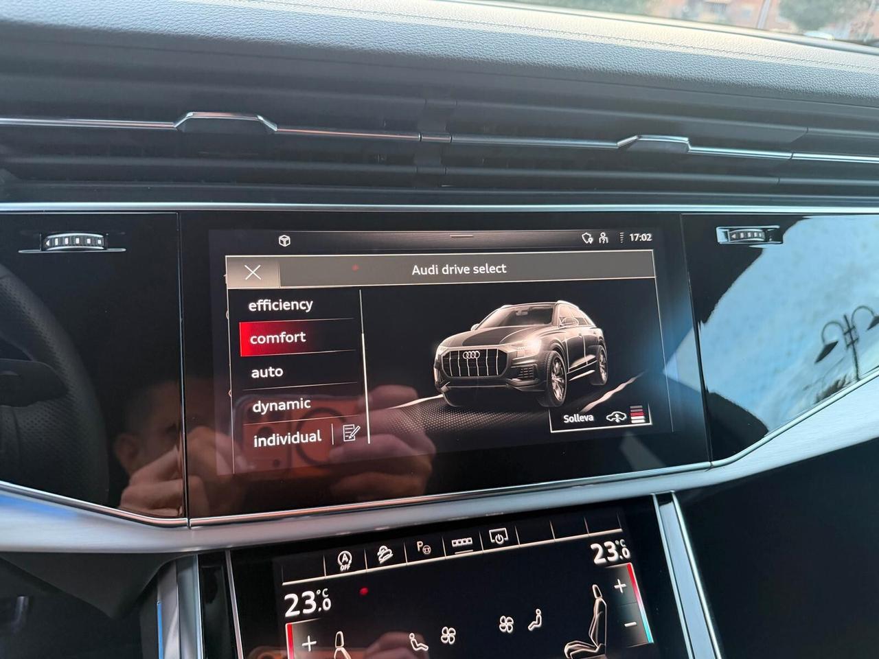 Audi Q8/50 TDI/286 CV/QUATTRO/SLINE/C-AUT/NAVI/PDC/TEL-POST/CERCHI21/V.PRIV/CLIMA 4 ZONE/SOFT CLOSE!!