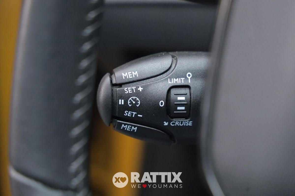 Peugeot e-208 motore elettrico 100kW Allure Pack