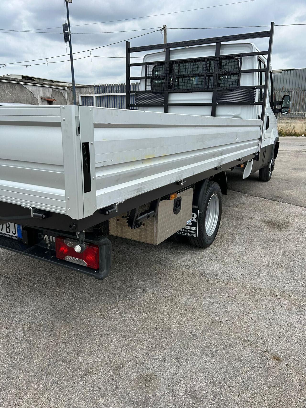 Iveco daily 35c14 anno 2021 doppia + cassone e.6