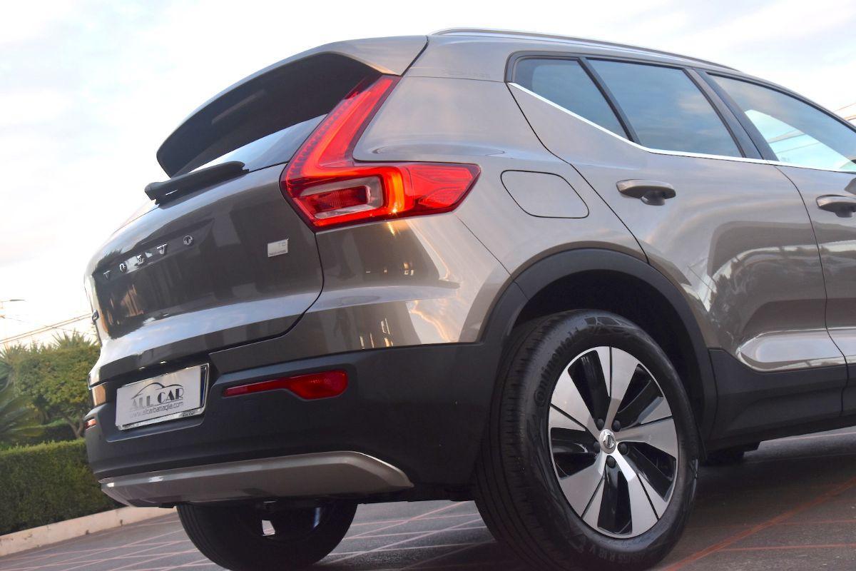 Volvo XC40 T5 Recharge Plug-in Inscription Expression