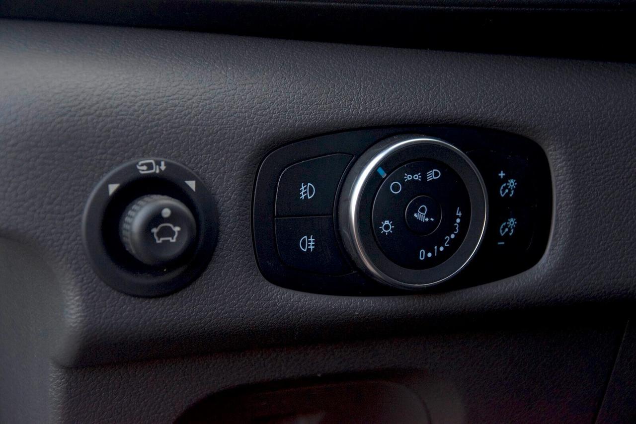 Ford Transit 350 L2 H2 2.0 Ecoblue Hybrid 130cv 2023