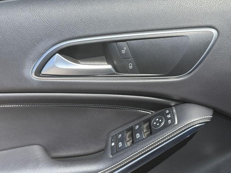 Mercedes-Benz GLA 200 d Automatic 4MATIC Sport
