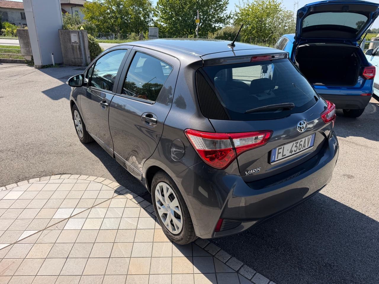 Toyota Yaris 1.0 Benzina Neopatentati