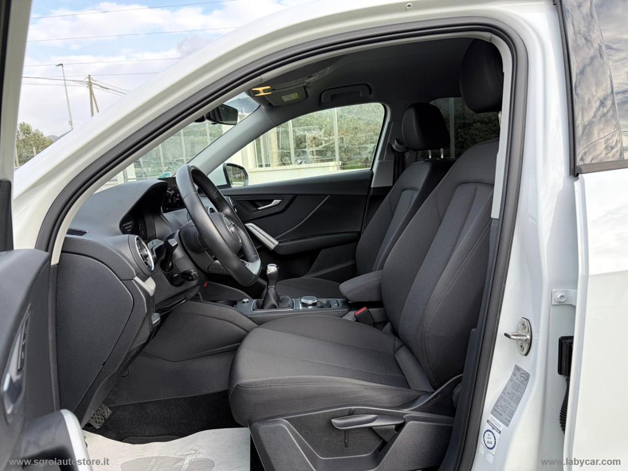 AUDI Q2 30 TDI S line Edition