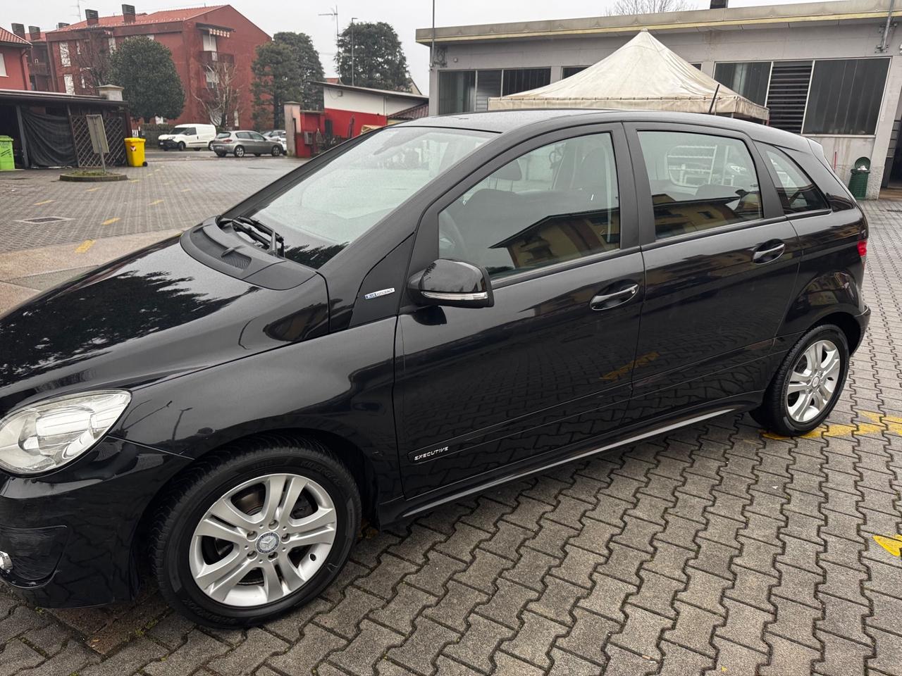 Mercedes-benz B 180 BlueEFFICIENCY neopatentati