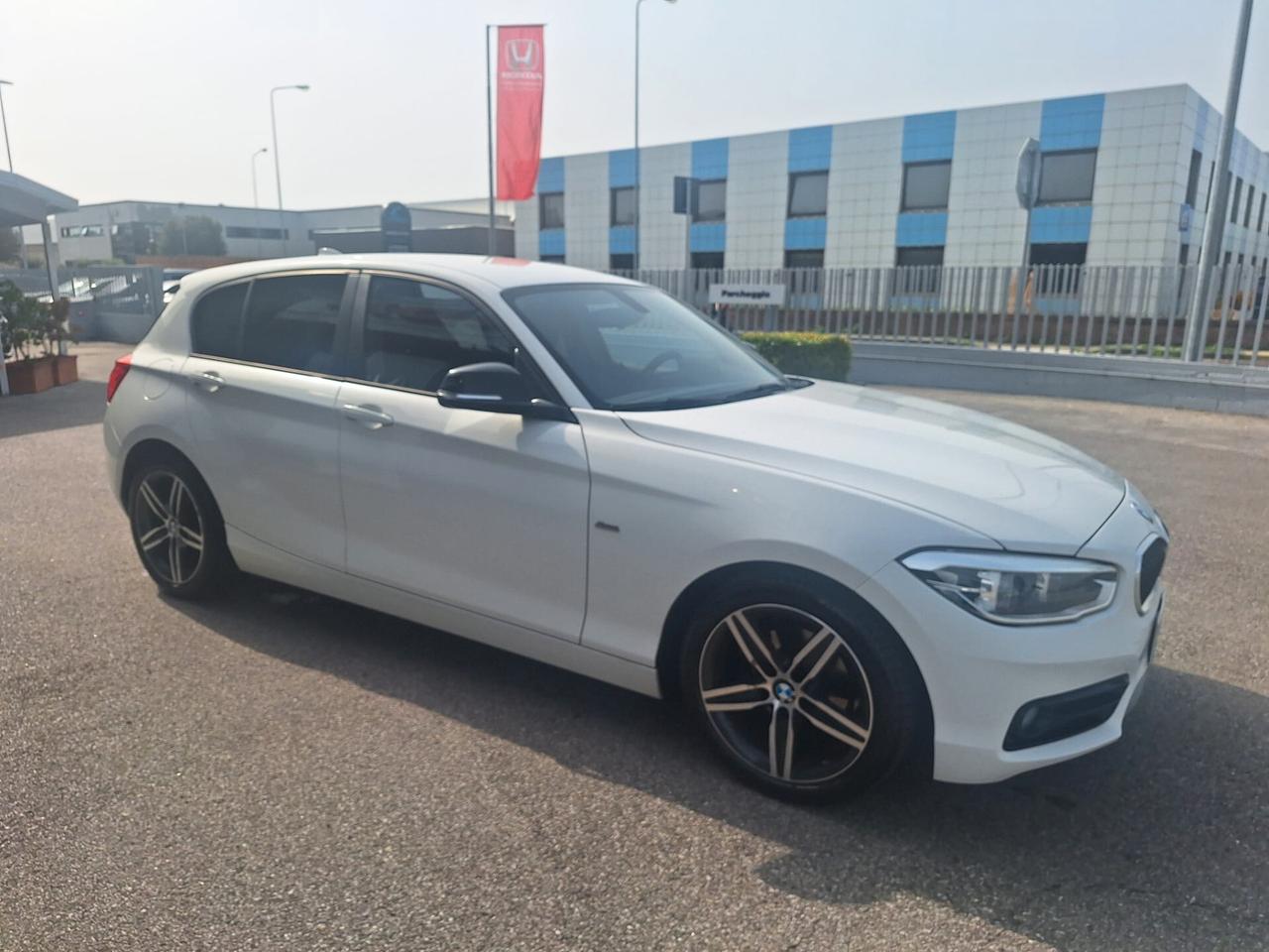 Bmw 116 116d 5p. Sport