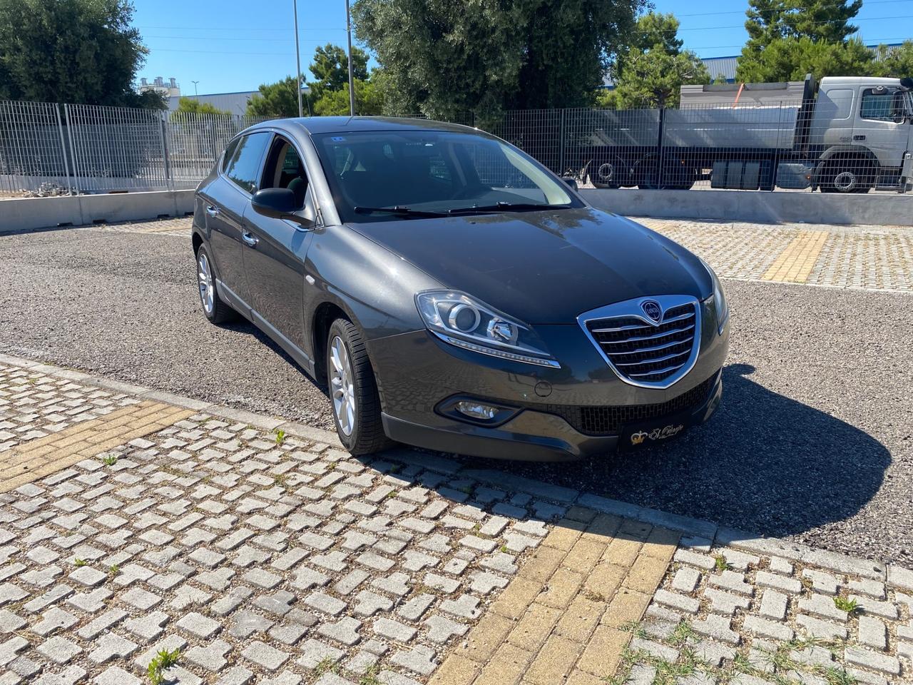 Lancia Delta 1.6 MJT DPF Silver