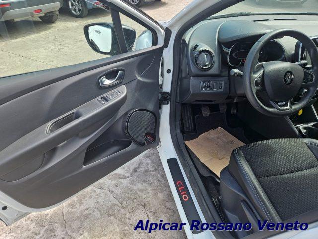 RENAULT Clio dCi 8V 90 CV 5 porte Moschino Intens
