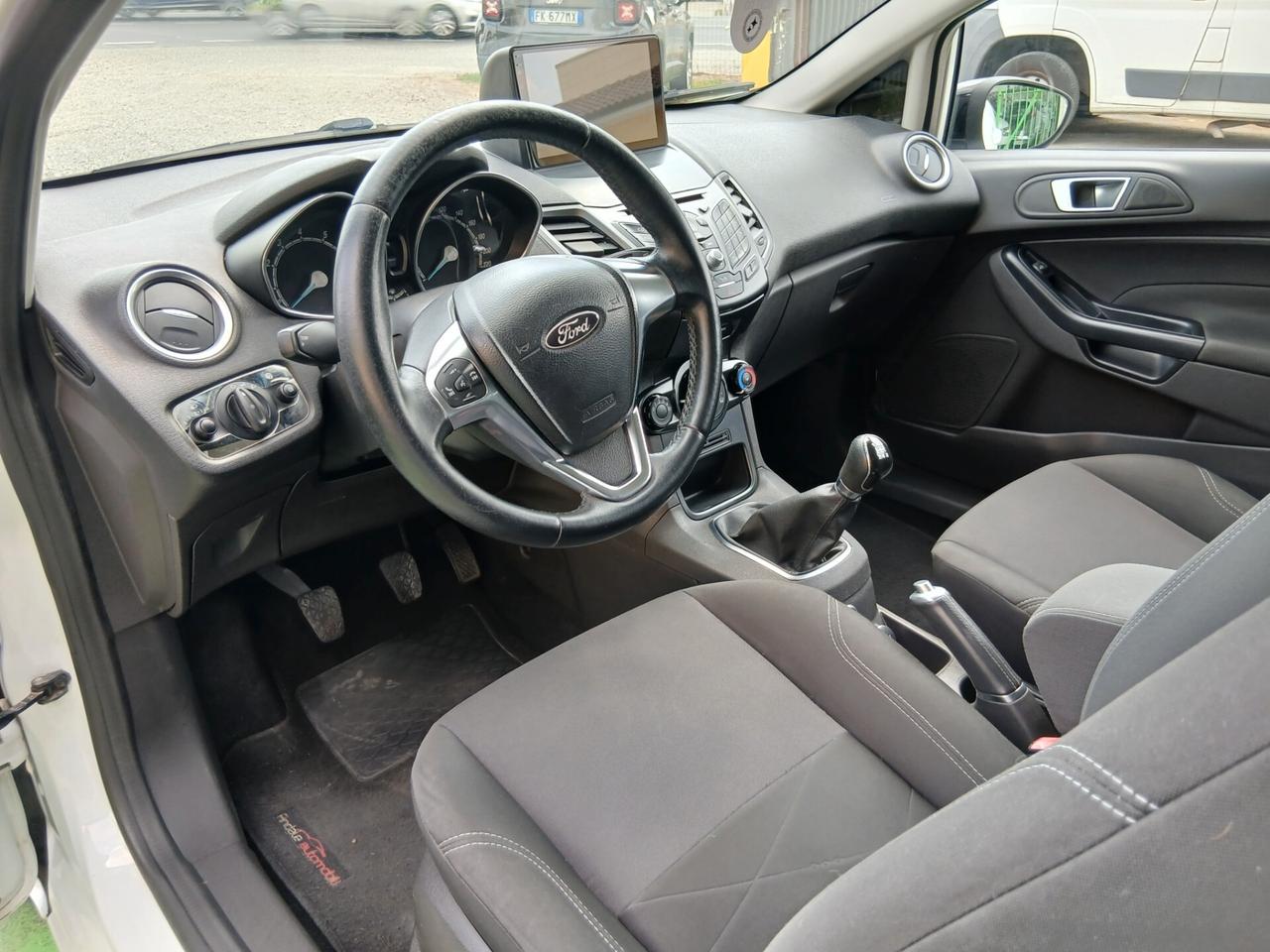FORD FIESTA BICOLOR 1.4 GPL