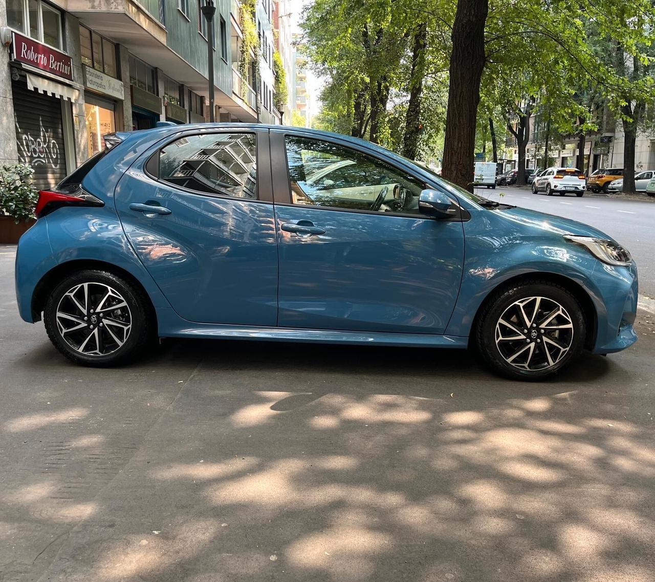 Toyota Yaris 1.5 Hybrid 5 porte Business
