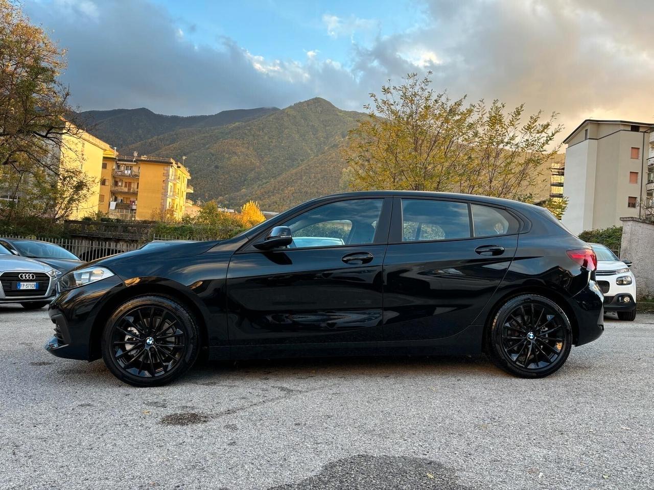 Bmw 116d 5p AUTOMATIC 116 CV Sport FULL- TOTAL BLACK