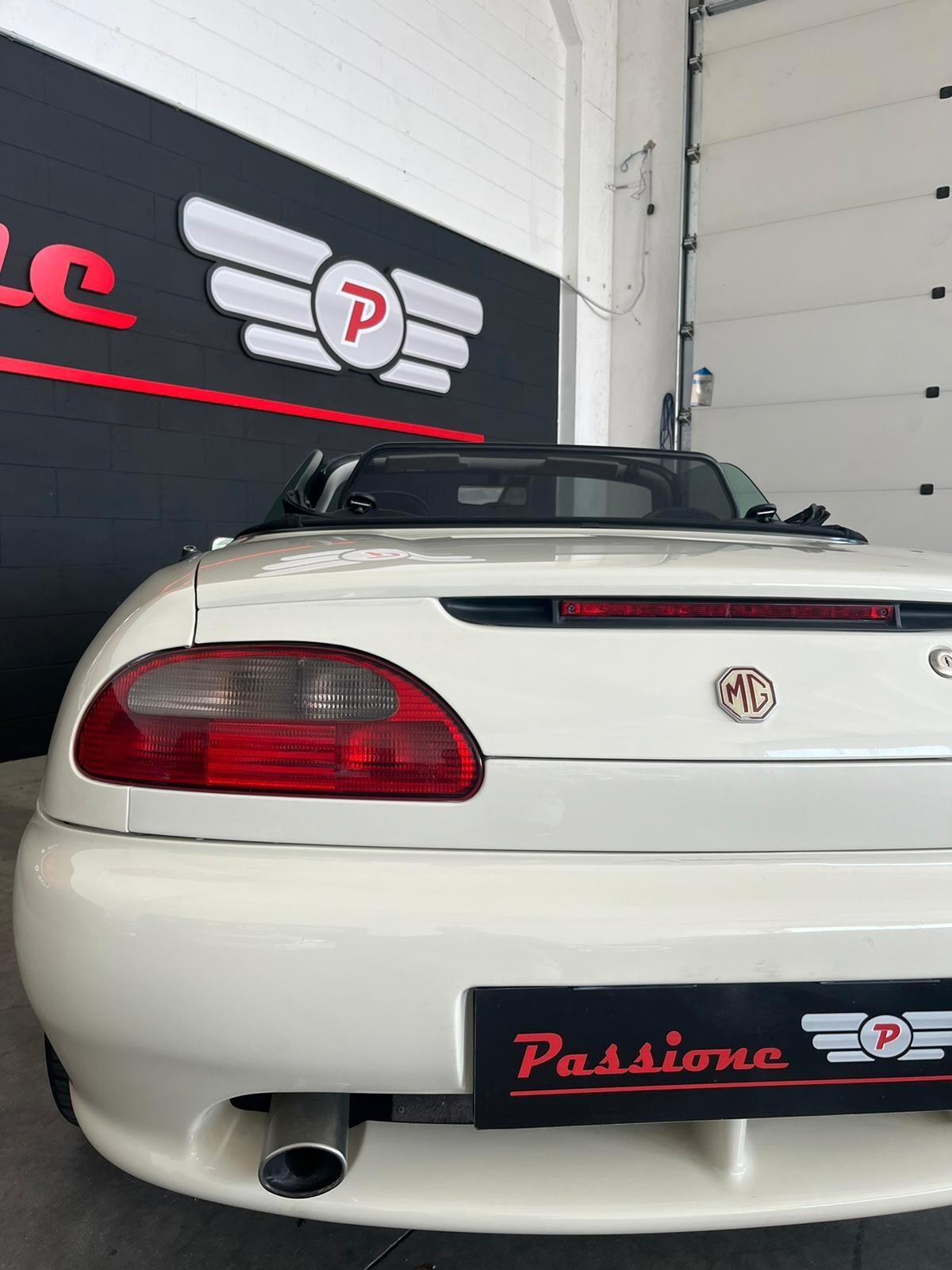 Mg MGF 1.8i cat 75° Anniversario