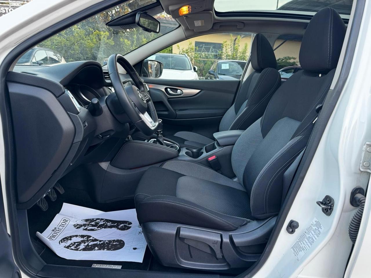 Nissan Qashqai 1.5 Dci N-xconnect fuoristrada/suv 5 porte