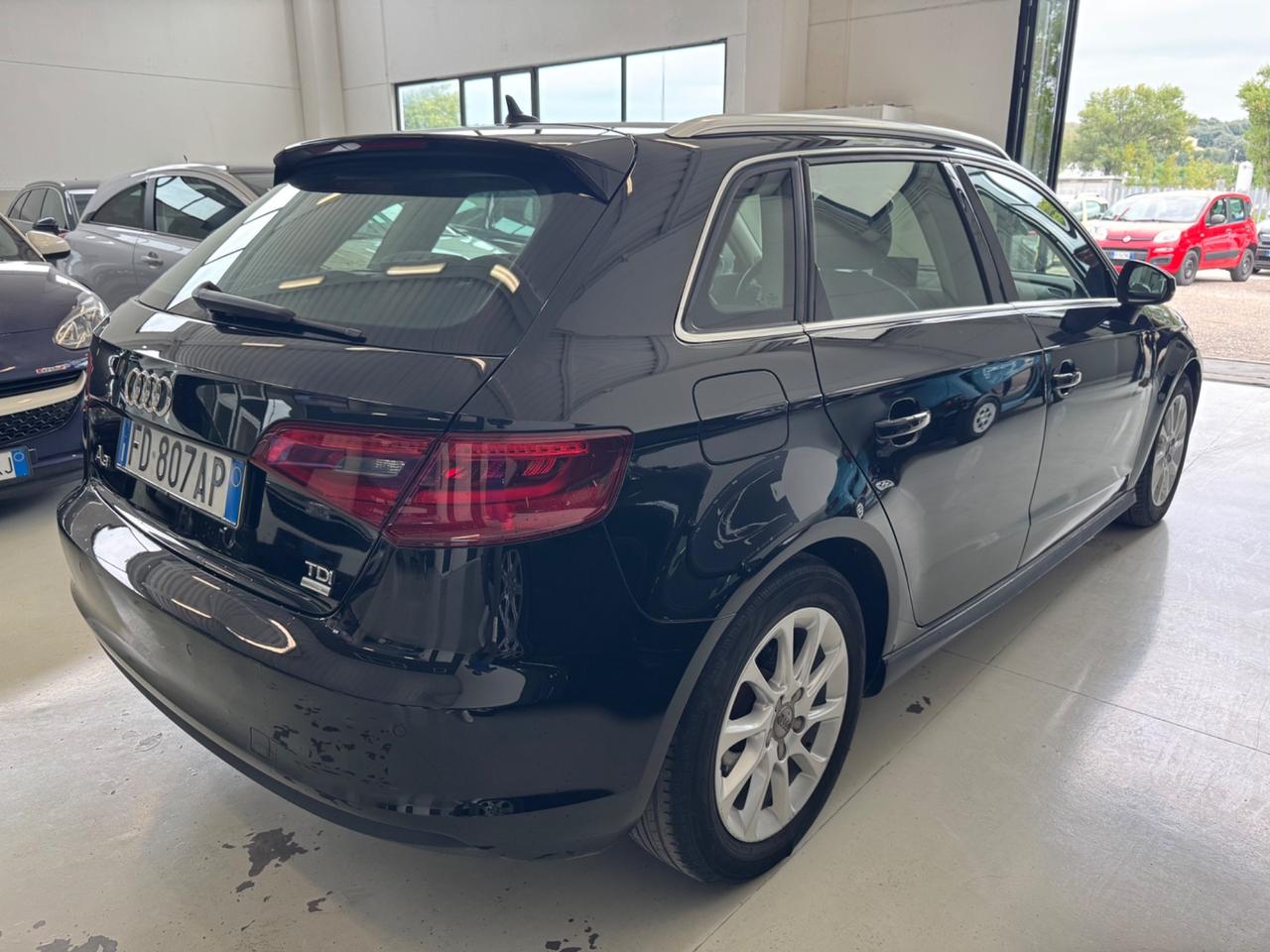Audi A3 SPB 1.6 TDI ultra Attraction