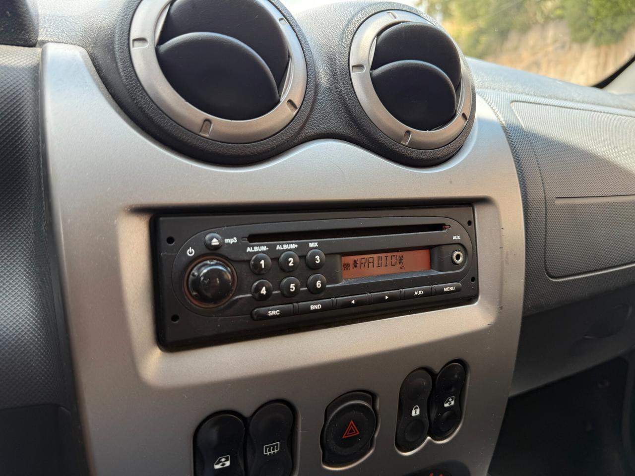 Dacia Sandero Stepway/1.5 90CV/NEOPATENTATI/CERCHI 16"