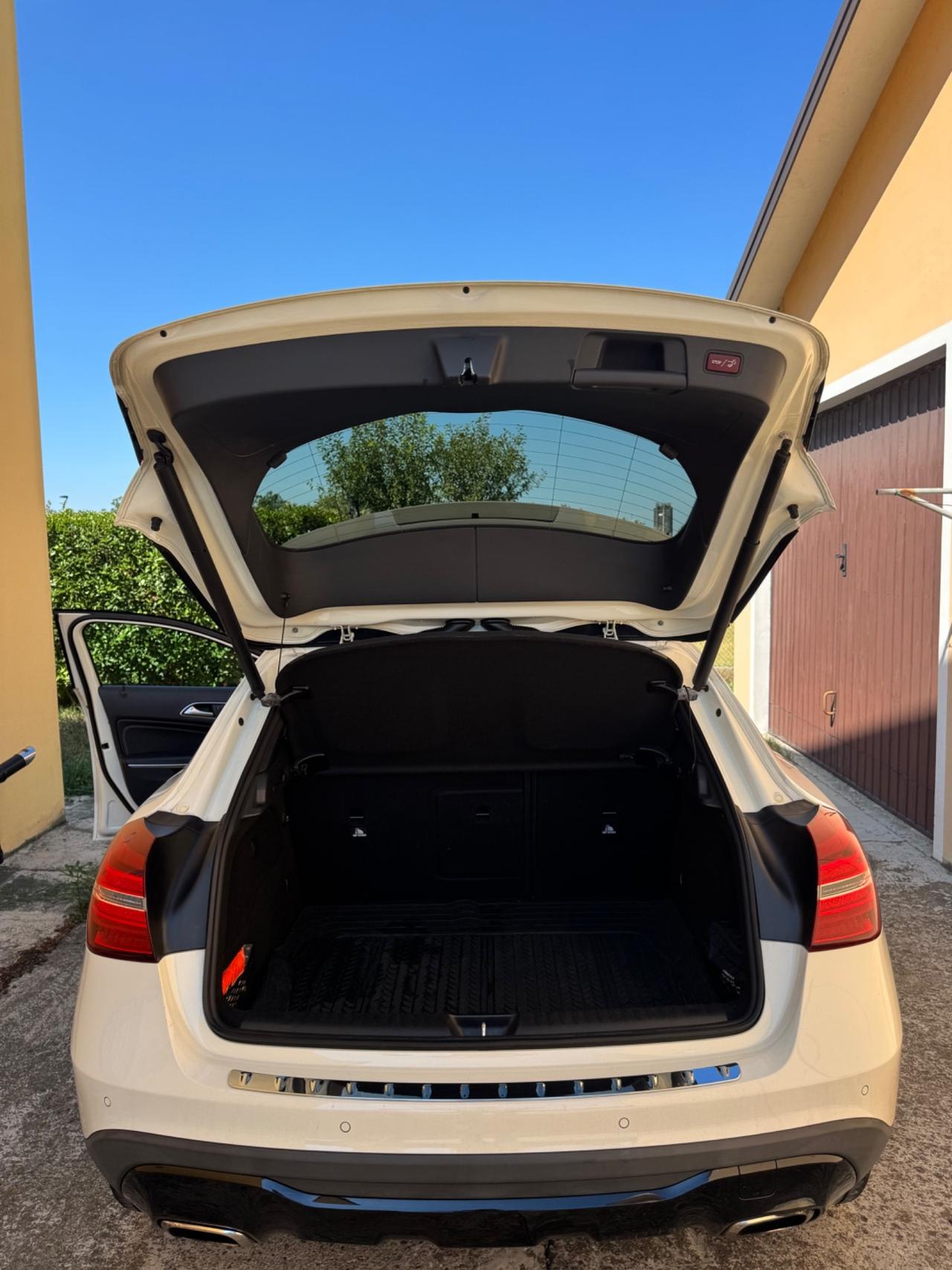 Mercedes-benz GLA 200 d Automatic Premium