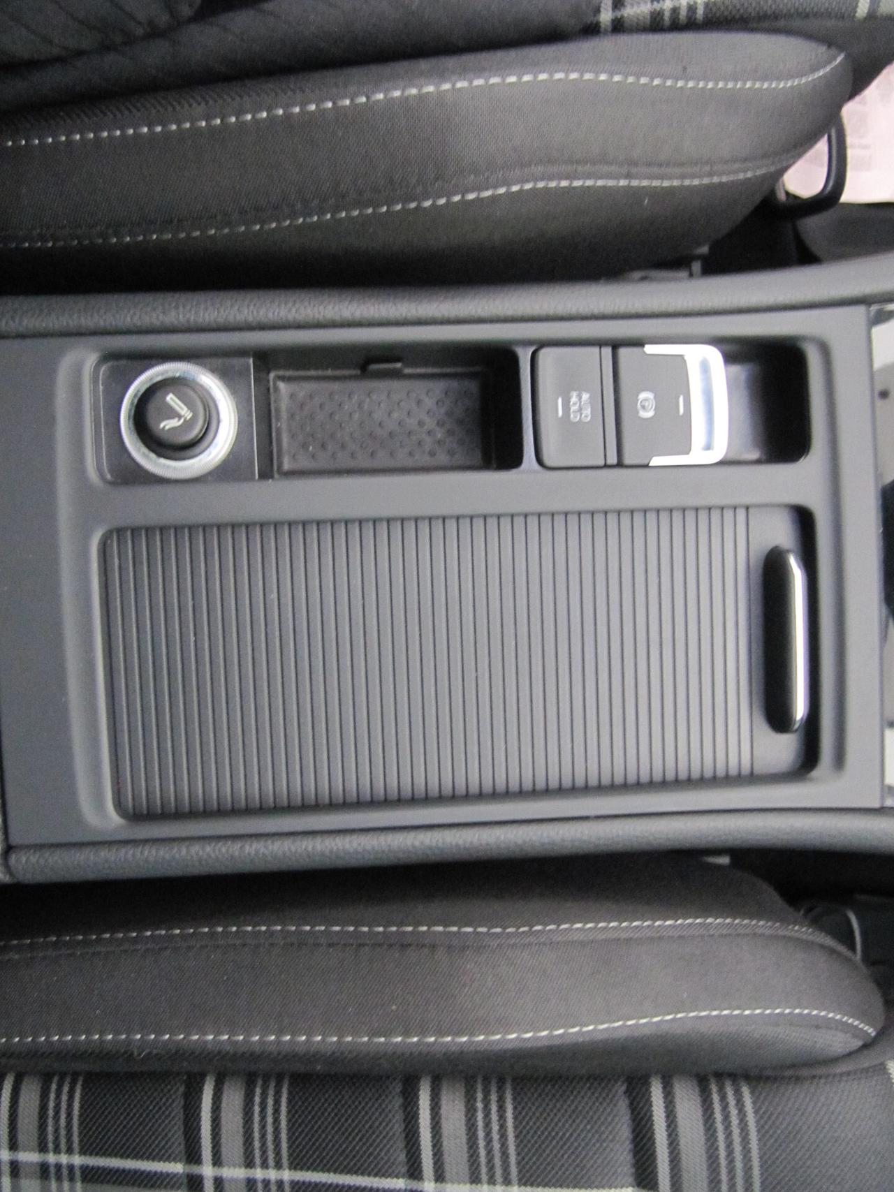 Volkswagen Golf GTD 2.0 TDI DSG BlueMotion Technology - AUTOMATICO