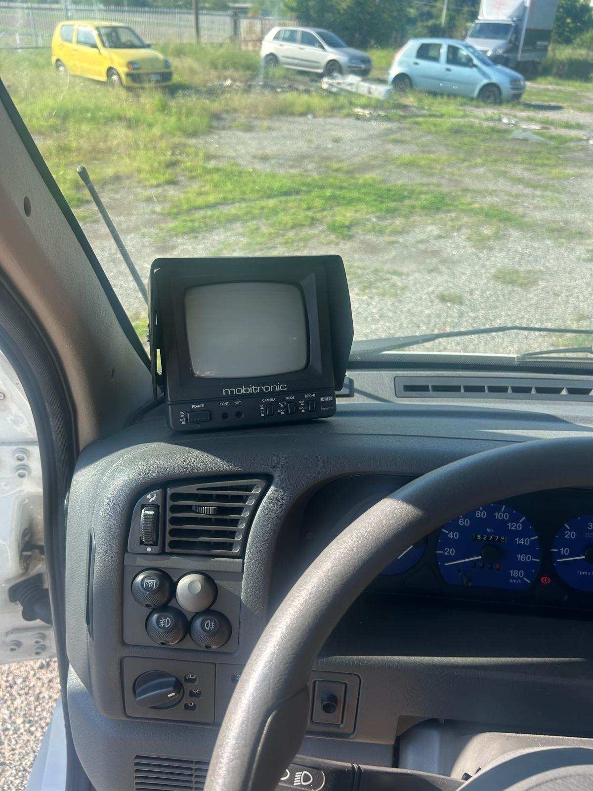 000 MANSARDATO Globetrotter del 2001 in saldo