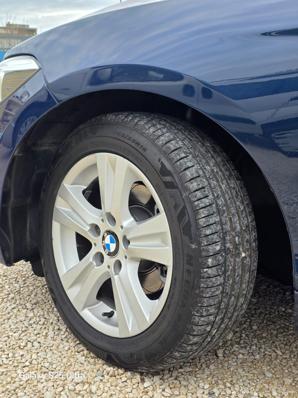 Bmw 118d Unique 2014 BMW SERVICE