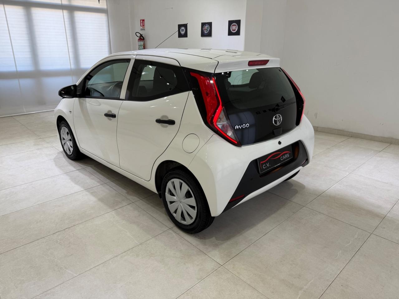TOYOTA AYGO CONNECT 1.0 VVT-I 72 CV 5 PORTE X-COOL