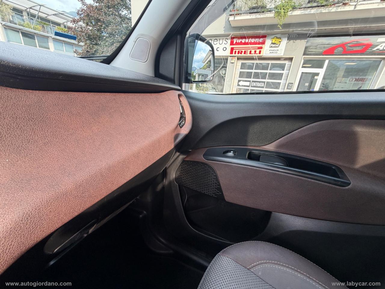 FIAT Doblò 1.6 MJT 120 CV Trekking