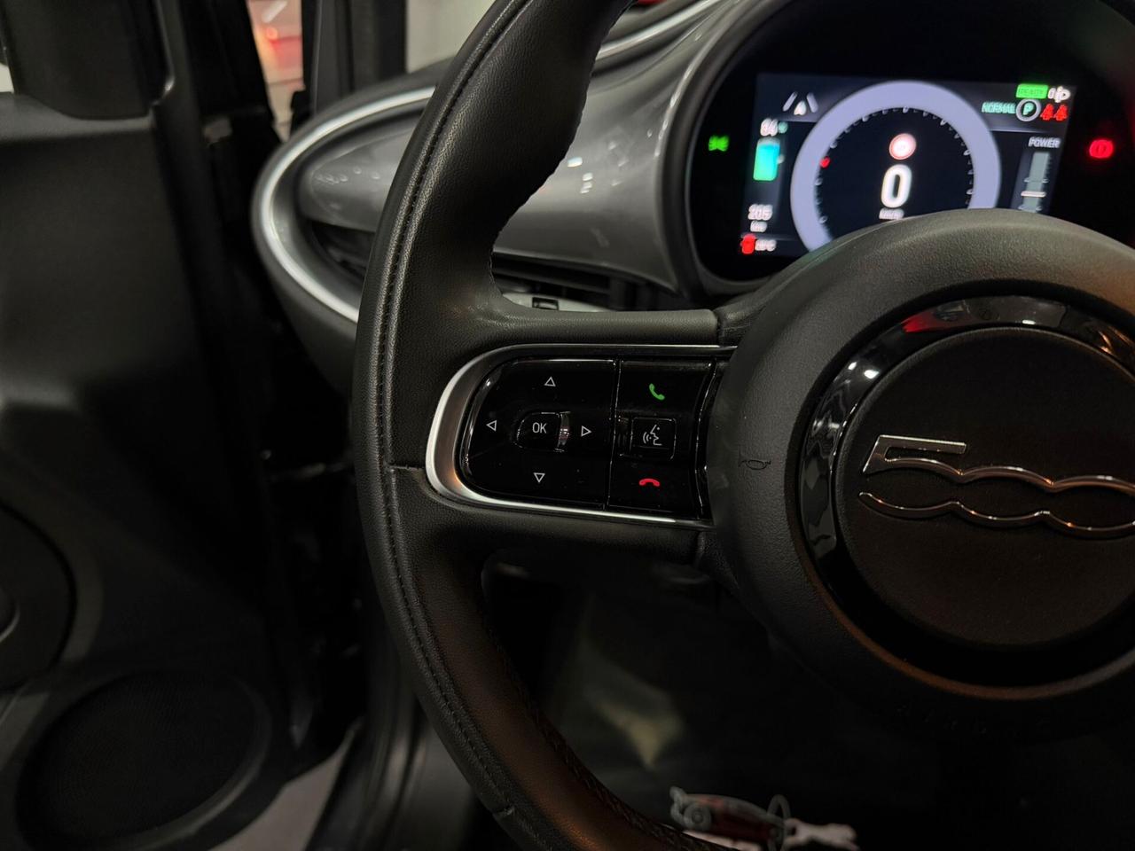 Fiat 500 500e Berlina 42 kWh Passion