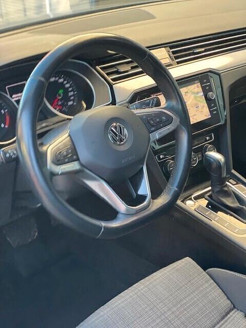 Volkswagen NUOVA 2020 Passat Variant 1.6 TDI DSG