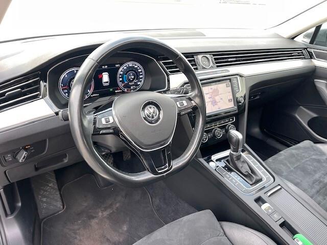 Volkswagen Passat Variant 2.0 TDI SCR 190 CV DSG Executive BMT 2016