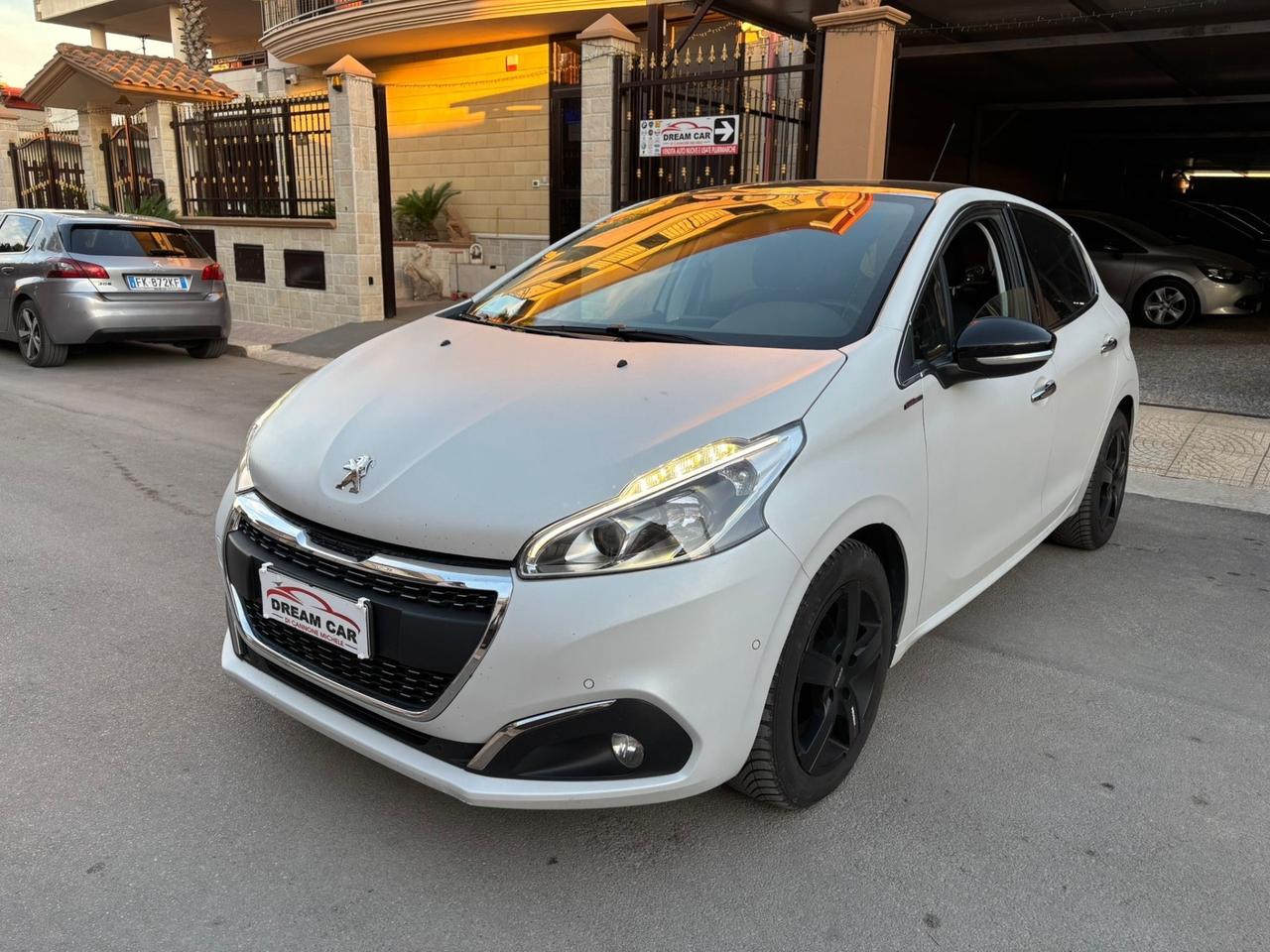 Peugeot 208 BlueHDi 100 5 porte GT Line