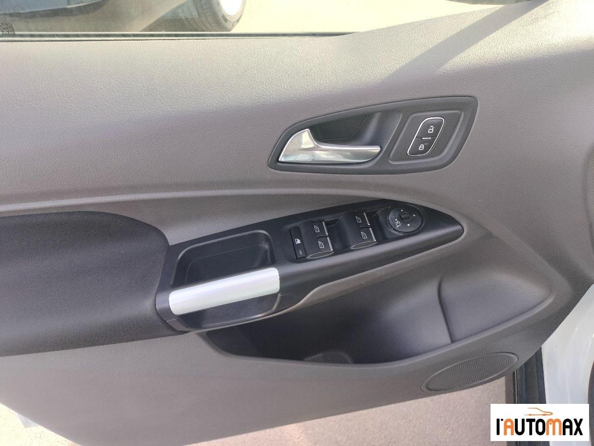 FORD - Tourneo Connect - 1.5 TDCi 120CV aut. Tit.