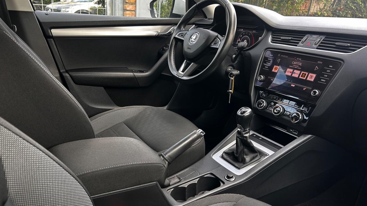 Skoda Octavia 1.6 TDI SCR 115 CV Wagon Executive