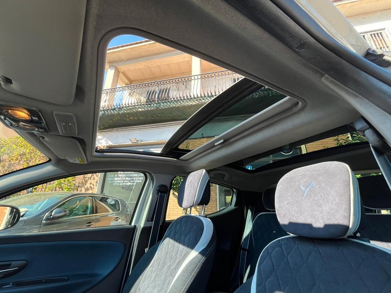 Lancia Ypsilon 1.3 MJT 16V 95 CV 5 porte S&S MYA TETTO APRIBILE