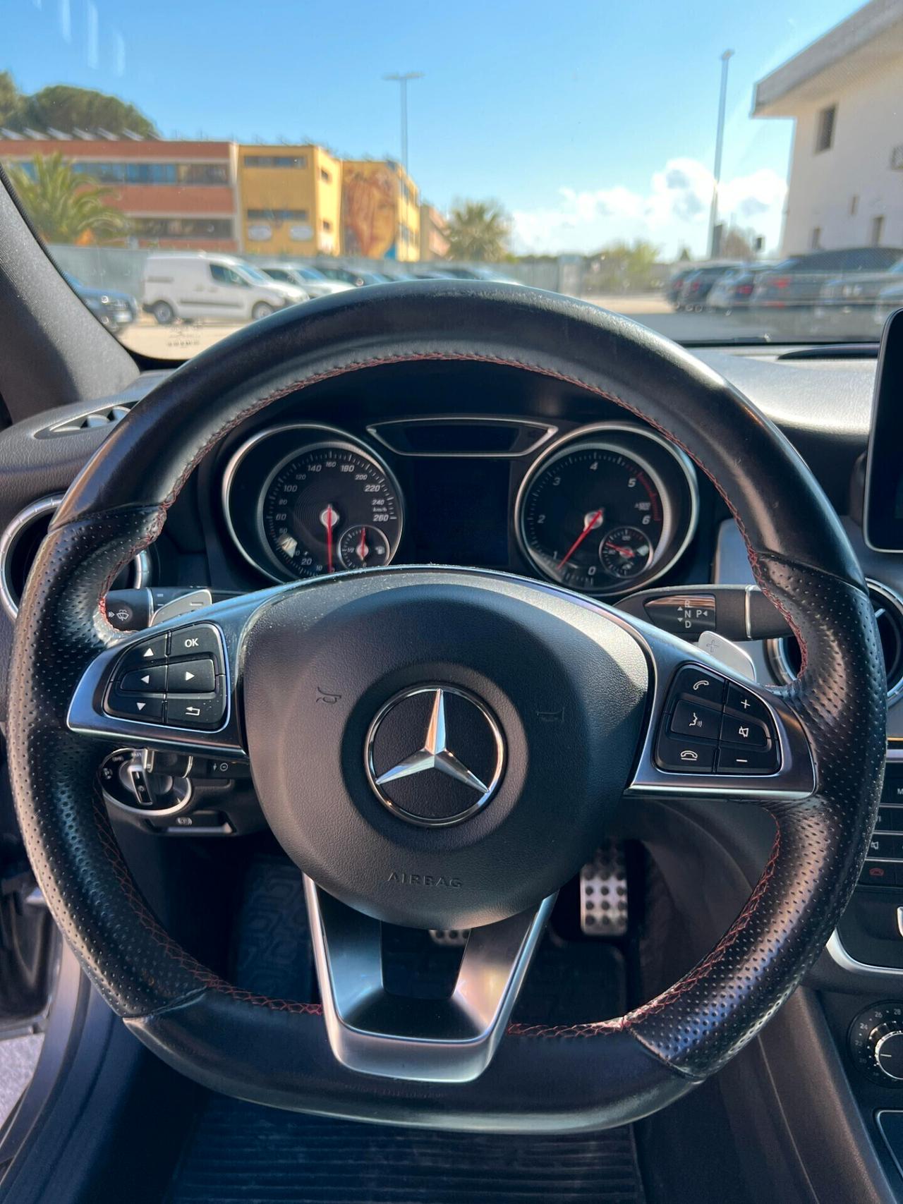 Mercedes-benz CLA 220 d Automatic Premium