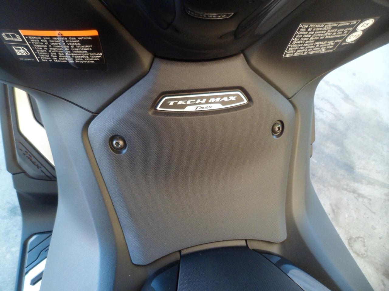 Yamaha T Max 560 tech max dark Petrol solo km480