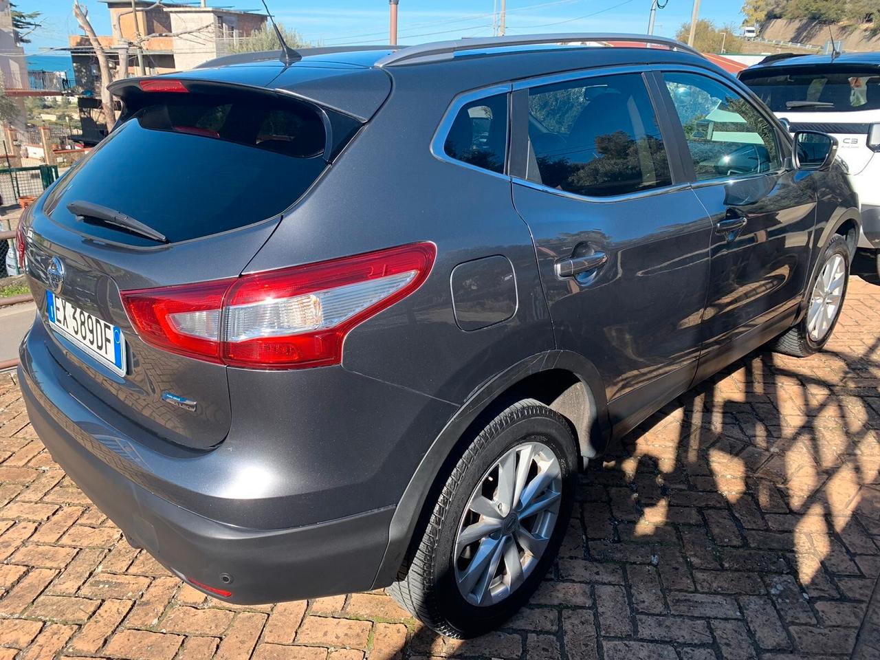Nissan Qashqai 1.5 dCi Acenta Premium