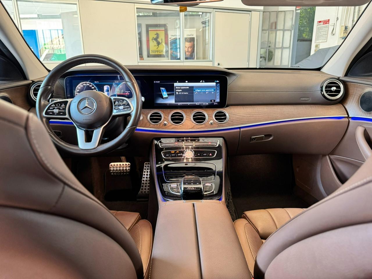 Mercedes-benz E 220 d Auto Premium Plus