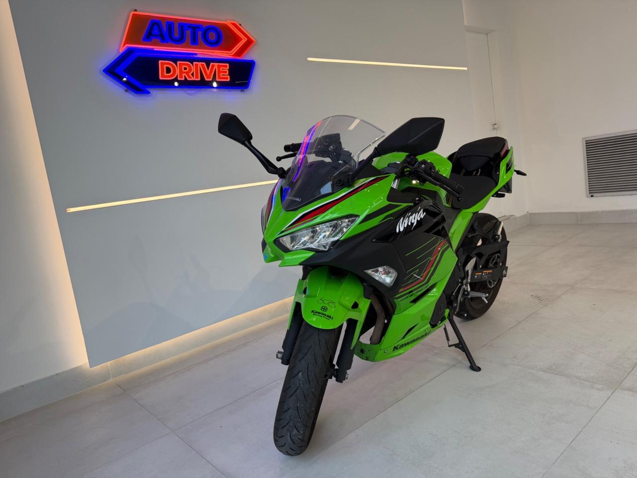 Kawasaki Ninja 400 SOLO 5 MILA KM