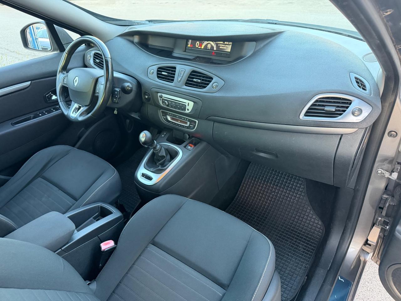 Renault Scenic XMod 1.5 dCi 110 CV 2016