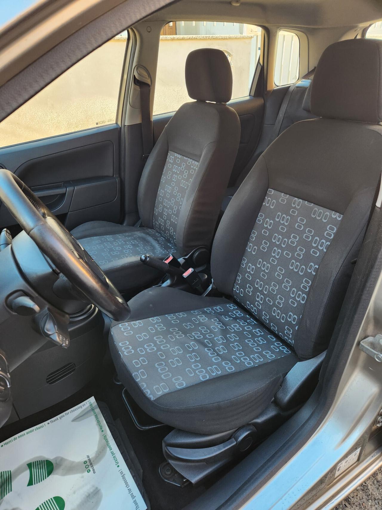 Ford Fiesta 1.4 TDCi 5PORTE UNICOPROPRIETARIO