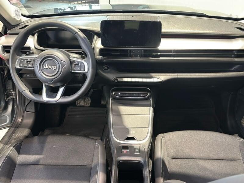 Jeep Avenger e-Hybrid 1.2 MHEV e-Hybrid Turbo Summit