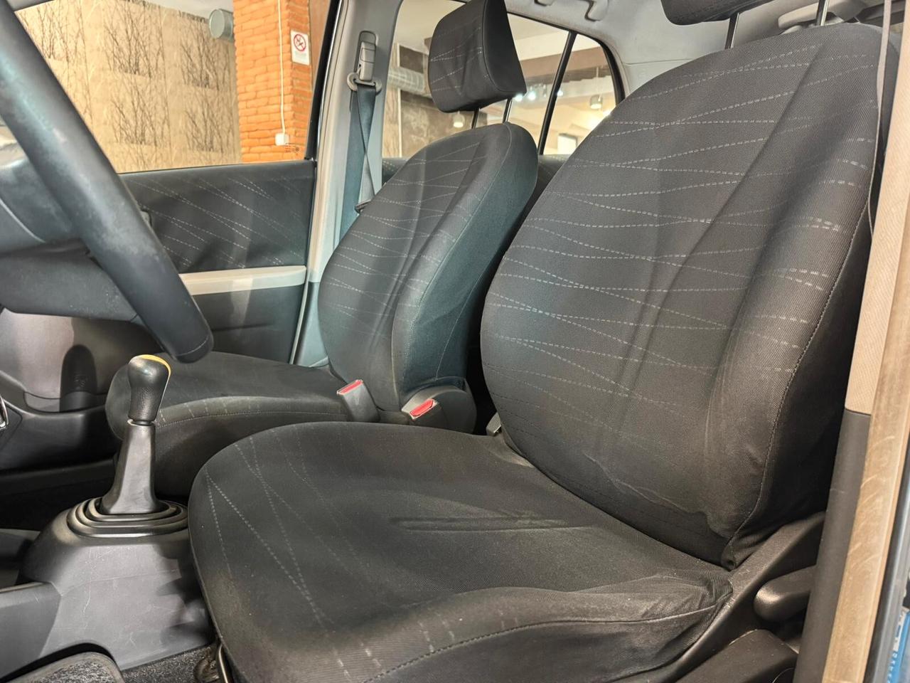 Toyota Yaris 1.0 5 porte Sol