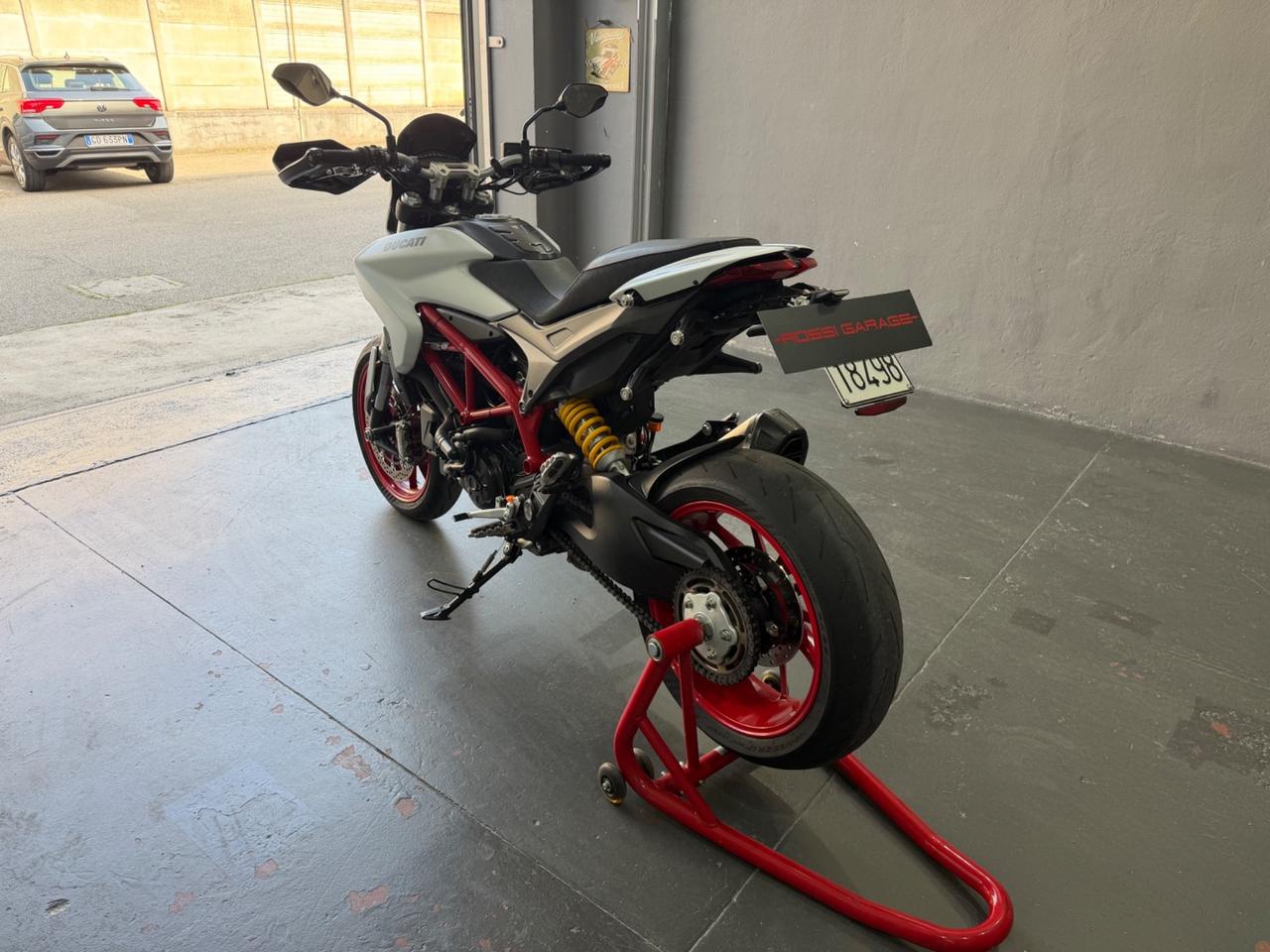 DUCATI HYPERSTRADA/HYPERMOTARD 939 WHITE SILK